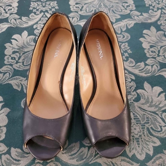 Merona Womans 5½ Black Faux Leather Peep Toe Wedge Heel Pumps Classic - Picture 8 of 9